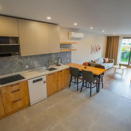 Lara Marine Homes * אנטליה